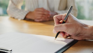 9 Lessons from Negotiating an Order for 50,000 Books